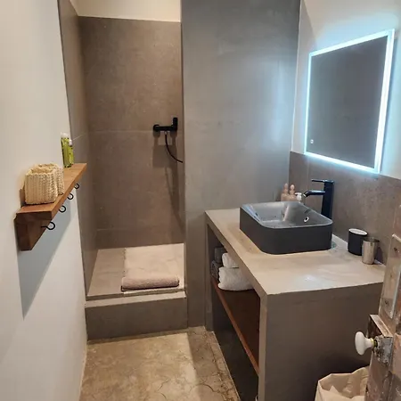 Daire La Provence Centre Ville, Piscine, Jardin, Terrasse